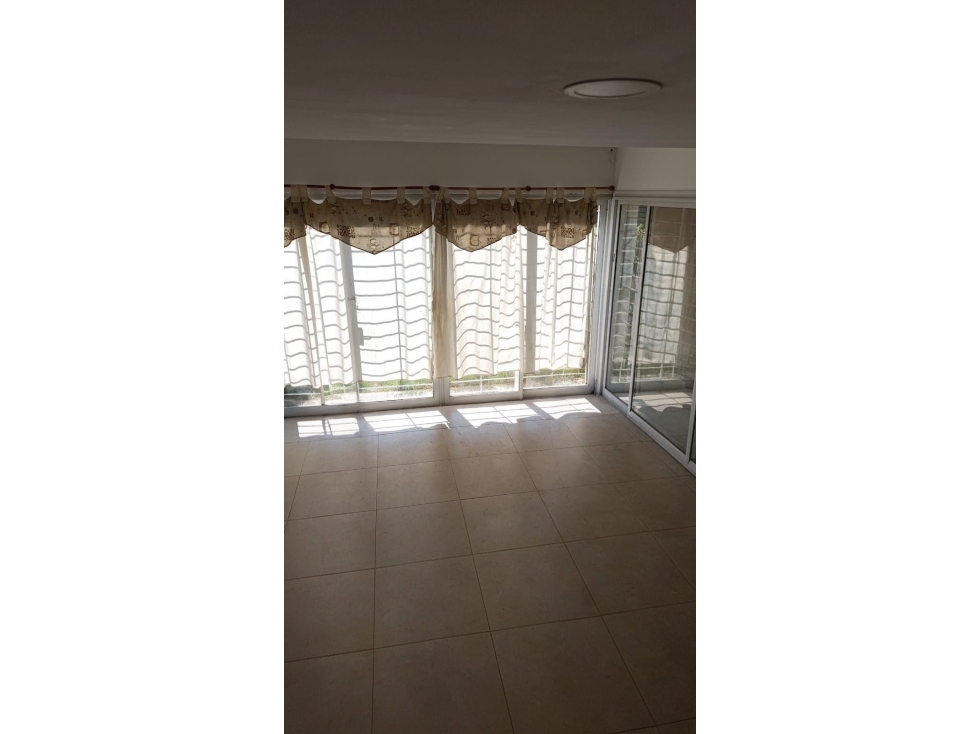 VENTA - DOS EN UNO - DUPLEX + DPTO - Bº LOS SAUCES — foto 3