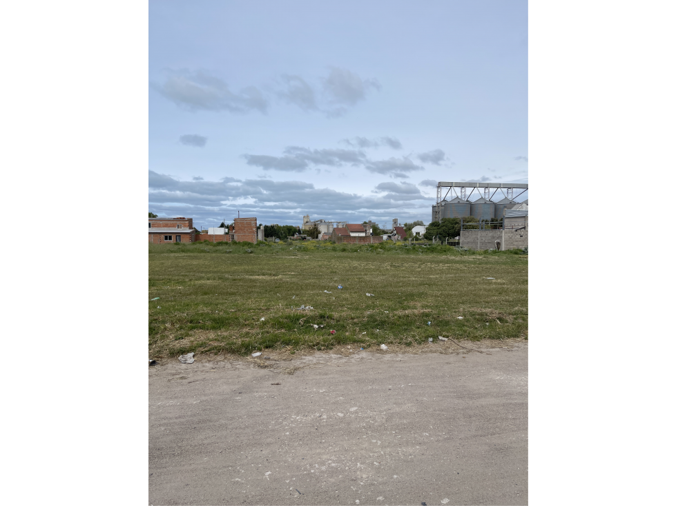 Terreno en quequen sobre calle 523 y 526 - 5