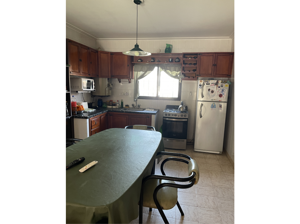 casa dos dormitorios y quincho sobre terreno de 400m2 - 6