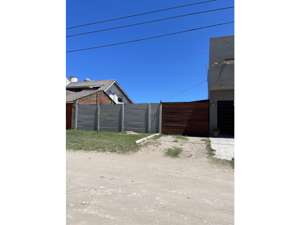 terreno de 250m2 en calle 83 y 32 - 3