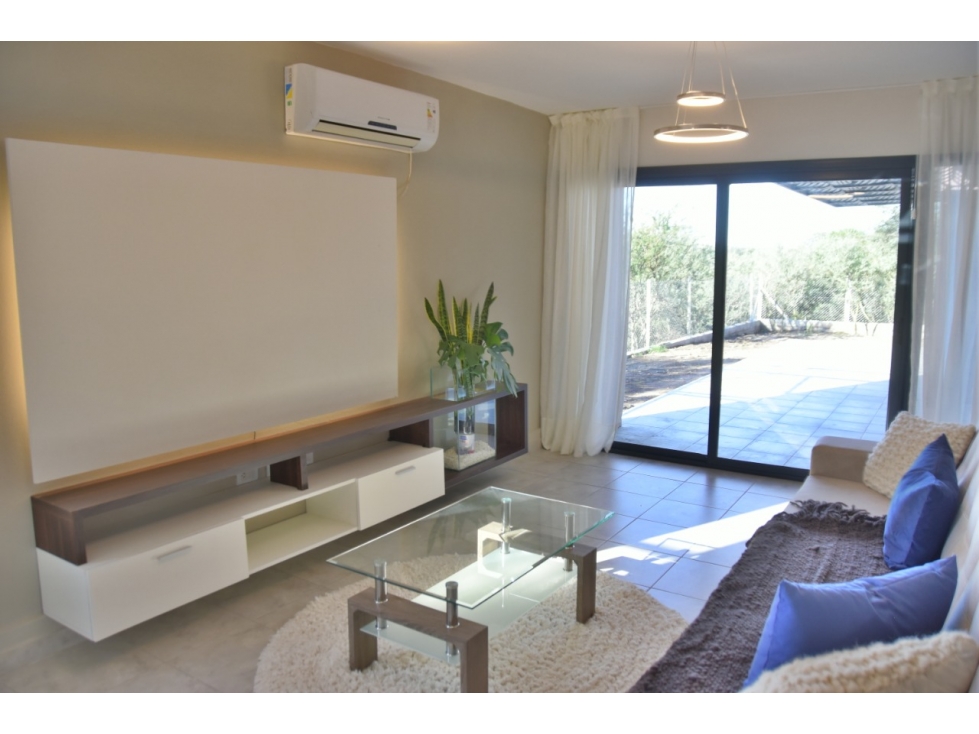 VENTA CHALET CORDOBA LAS CAÑITAS BARRIO PRIVADO CARLOS PAZ PISCINA - 5