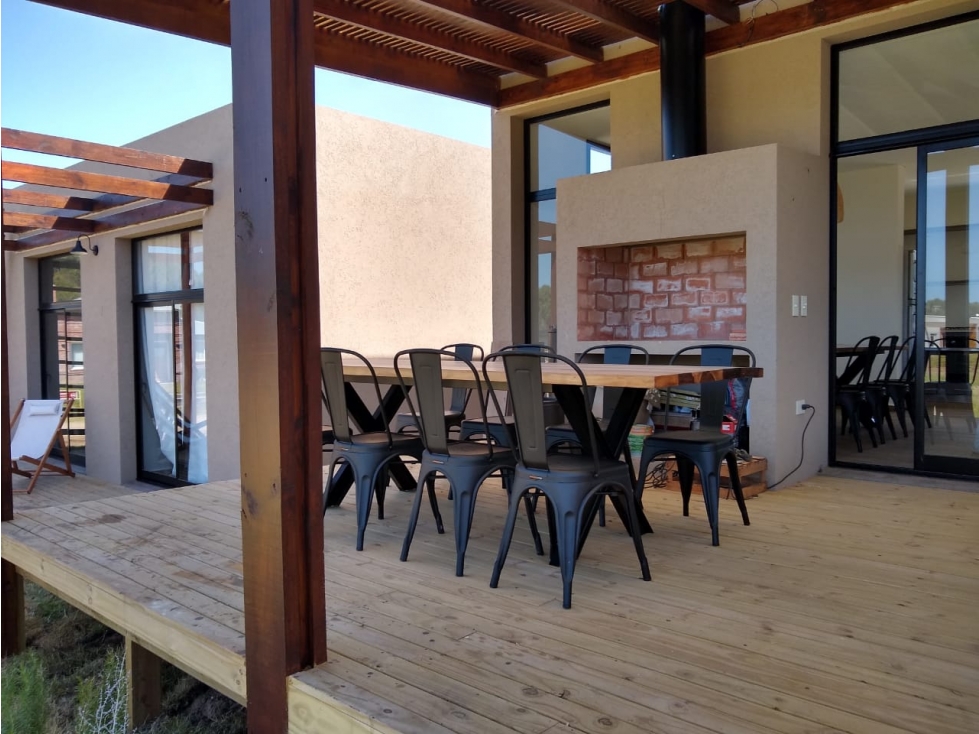 VENTA CASA PINAMAR COSTA ESMERALDA 4 DORMITORIOS - 4