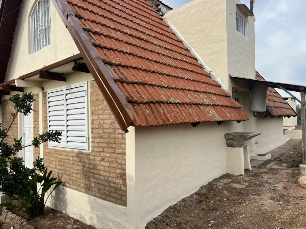VENTA CASA ALPINA VILLA DEL LAGO LOTE 1004M2 OPORTUNIDAD!! — foto 2