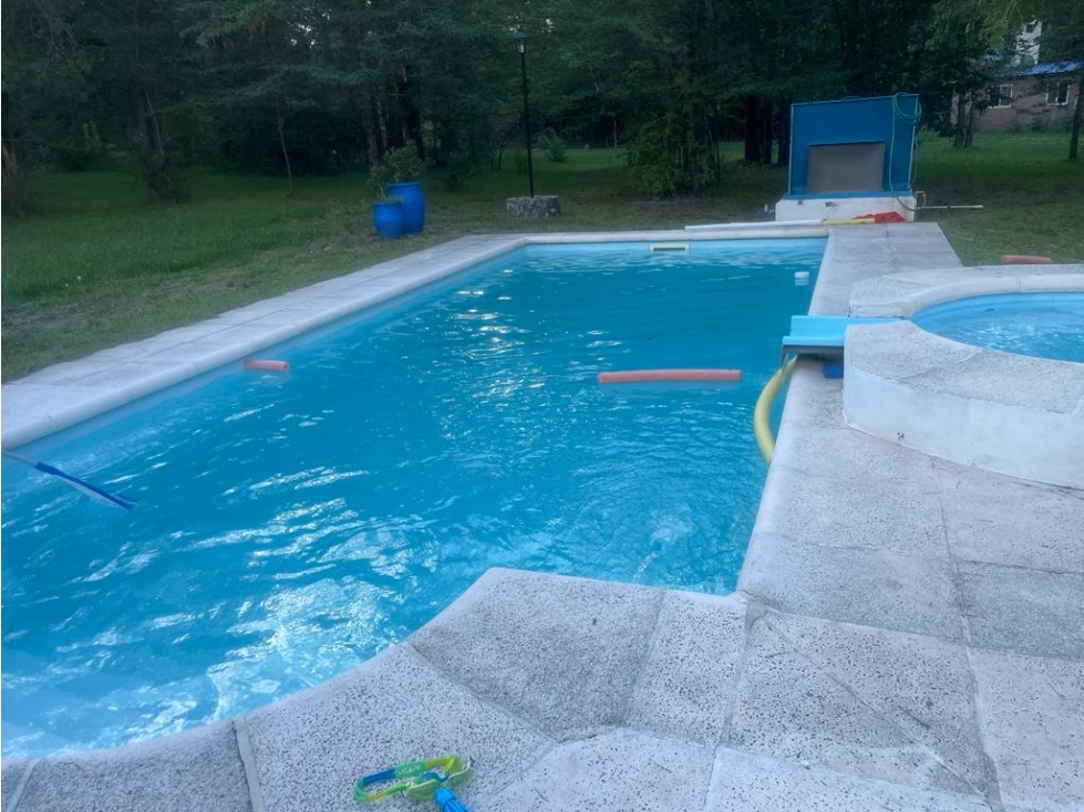 VENTA CASA CUESTA BLANCA CORDOBA 4 DORM PISCINA AMPLIO PARQUE — foto 3