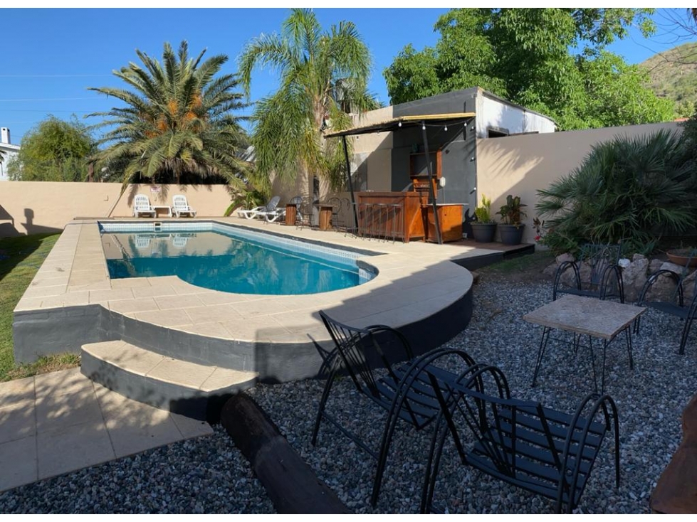 VENTA CASA V CARLOS PAZ 5 HAB PISCINA PARQUE B LA CUESTA