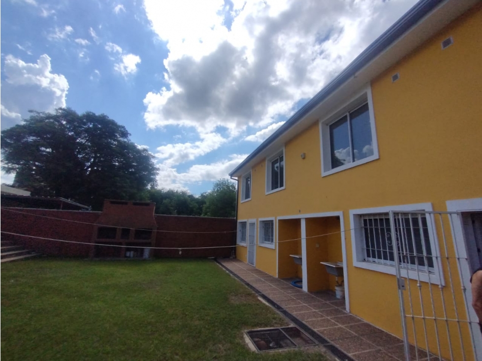 ALQUILER PERMANENTE CARLOS PAZ CASA CON PISCINA Y 2 DUPLEX - 5