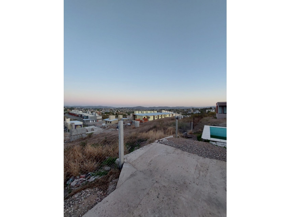 VENTA COMPLEJO EN SANTA CRUZ DEL LAGO 5 CASAS CARLOS PAZ - 4