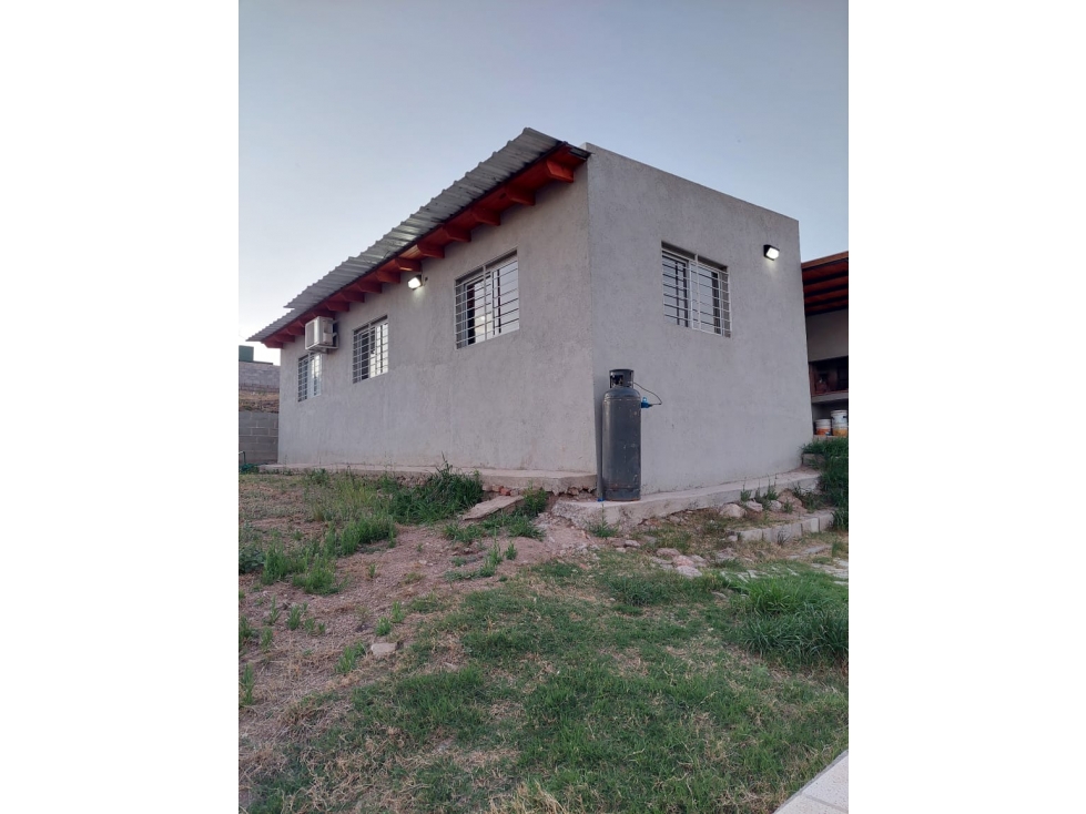 VENTA COMPLEJO EN SANTA CRUZ DEL LAGO 5 CASAS CARLOS PAZ - 6