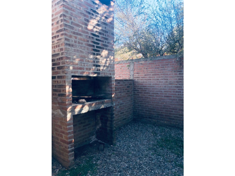 HOSTERIA EN VENTA CURA BROCHERO 8 MONOAMBIENTES. - 5