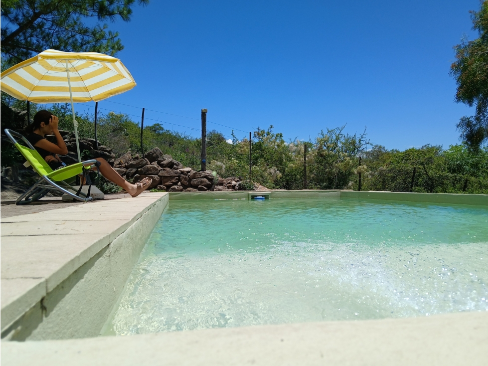 VENTA OPORTUNIDAD DE CASA EN CABALANGO 3 DORMITORIOS Y PISCINA - 2