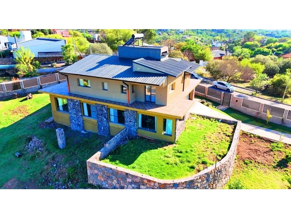 VENTA EXCLUSIVA CASA CON HELIPUERTO VILLA DEL LAGO - 4