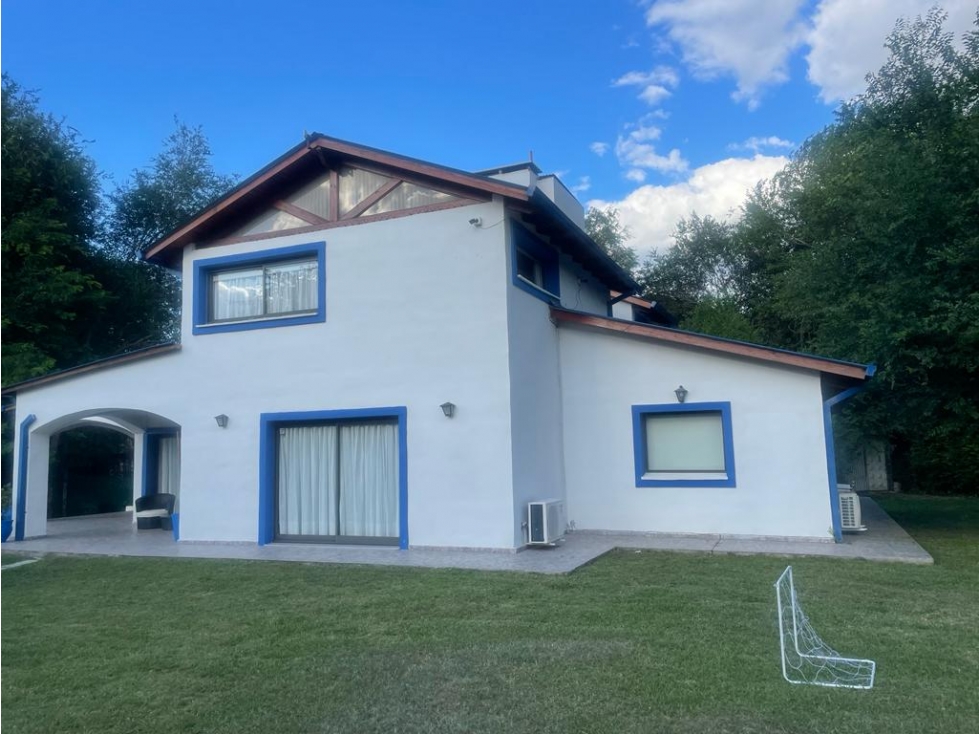 VENTA CASA CUESTA BLANCA CORDOBA 4 DORM PISCINA AMPLIO PARQUE — foto 4