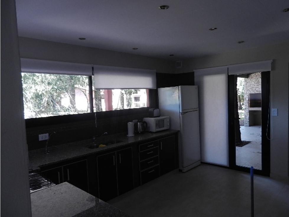 Casa con Losa Radiante y Playroom en Valeria del Mar — foto 4
