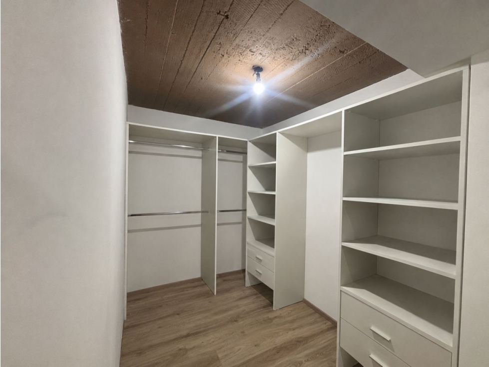 Local+vivienda Pinamar Centro. Permuta vehiculo/propiedad hasta 50% - 2