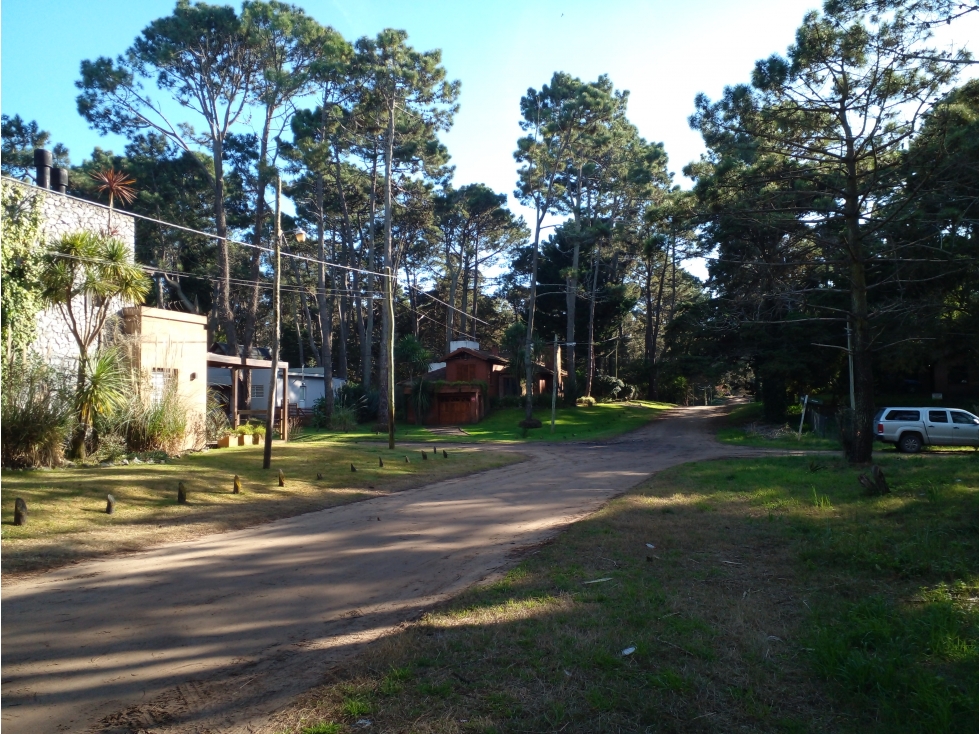 LOTE UNIFAMILIAR CON CARACTERISTICAS DE GRAN DEMANDA, VALERIA DEL MAR - 2