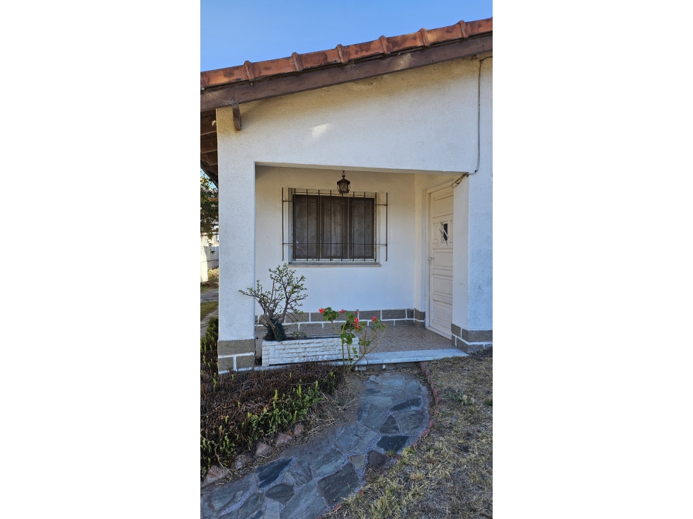 CASA EN VENTA, MAR DE OSTENDE, PINAMAR A 400 MTS DEL MAR - 2