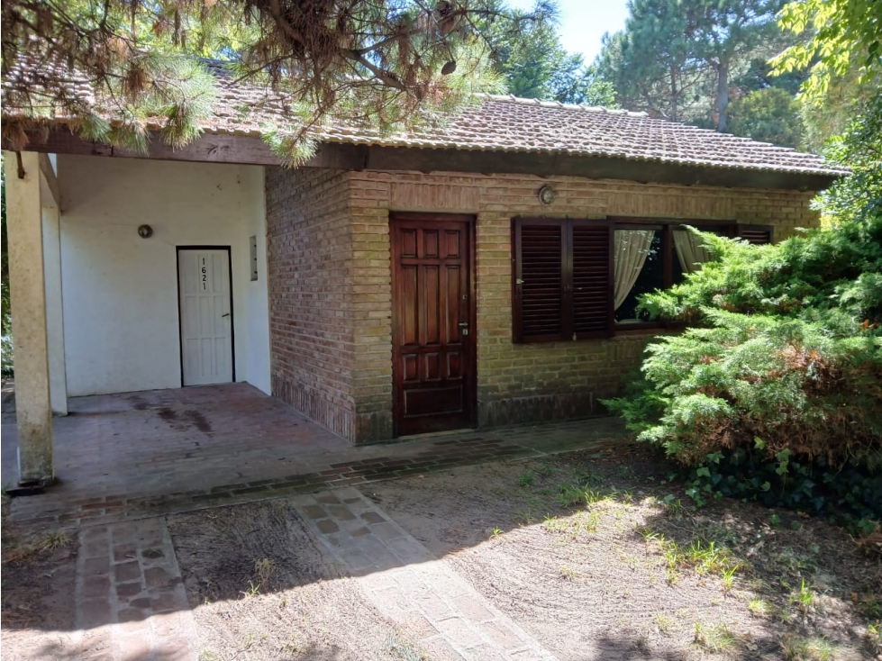 Tradicional Chalet con Gran Potencial en Valeria del Mar — foto 2