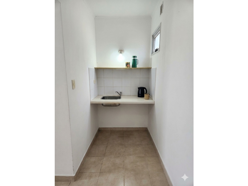 LOCAL EN VENTA VALERIA DEL MAR SOBRE AV PRINCIPAL TOMAS ESPORA - 4
