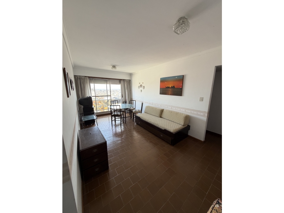 VENTA. Departamento 2 amb. Zona Varese — foto 5