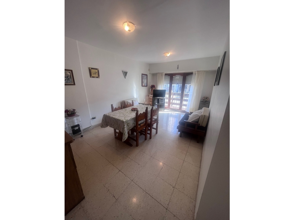 Departamento 2 amb. Zona Varese