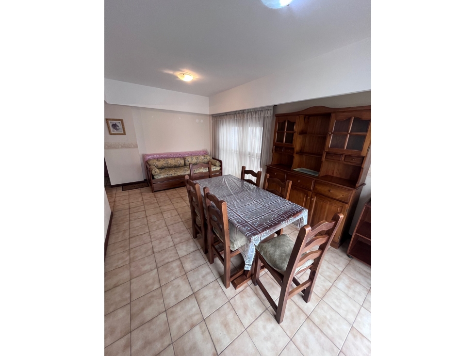 Departamento 2 amb. Zona Varese - 3