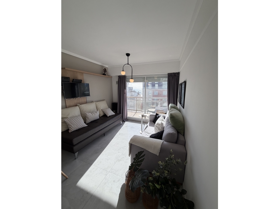 Departamento 2 amb con cocher. Zona Hermitage - 2