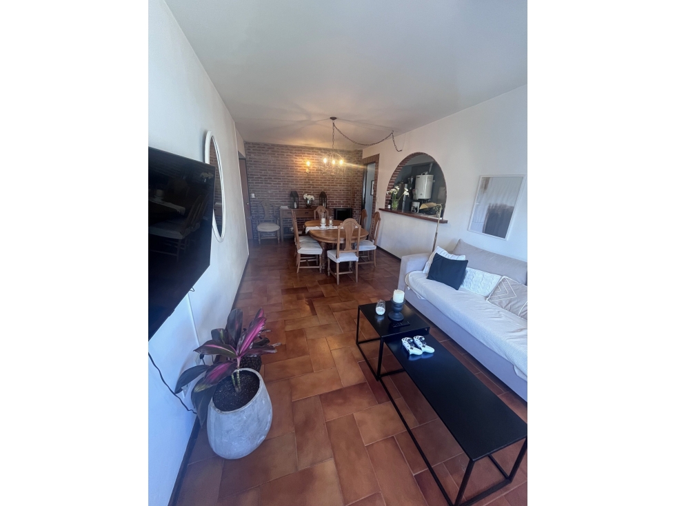Departamento 3 amb con dependencia y cochera. Zona Chauvin — foto 6