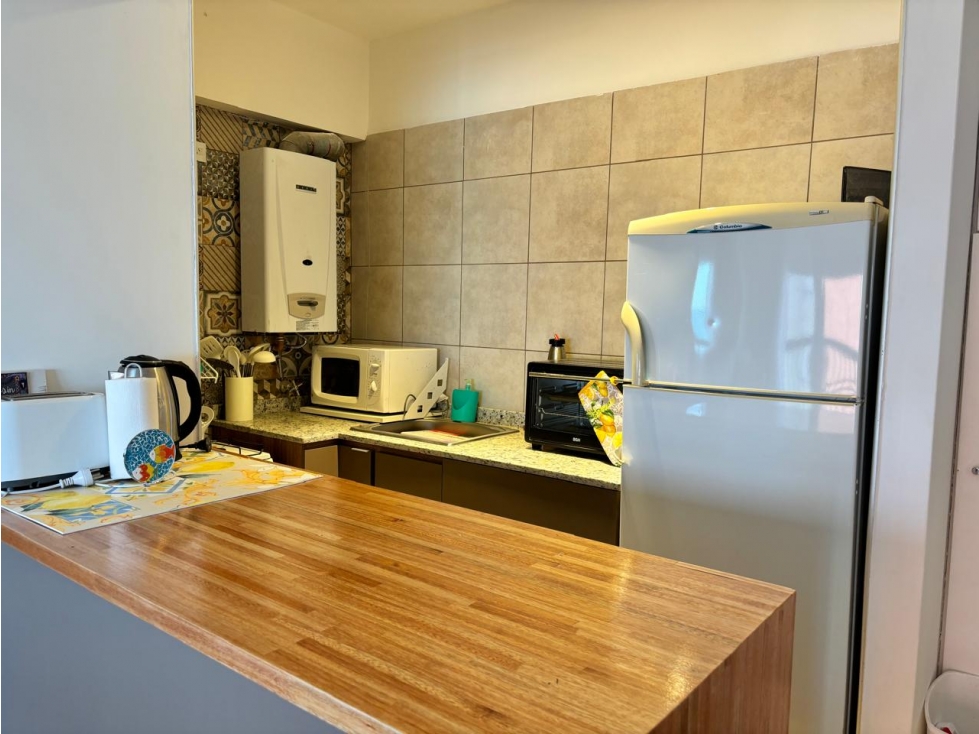Departamento 2 amb con espacio cochera. Zona Varese - 6