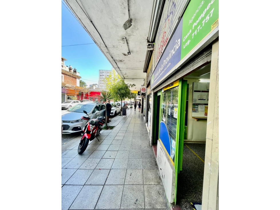 VENTA DOS LOCALES COMERCIALES EN BLOCK A METROS DE PASEO ALDREY — foto 3