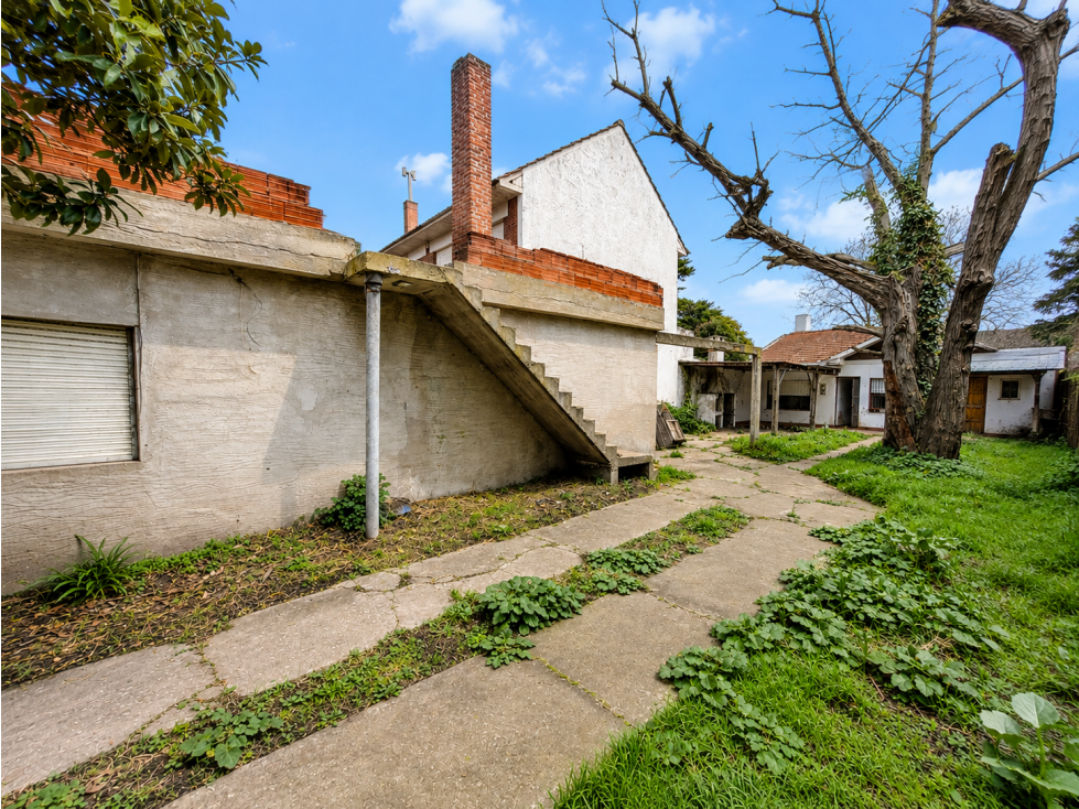 VENTA DE LOTE EN CAISAMAR DE 458 M2 CON VIVIENDA A RECICLAR O DEMOLER - 4