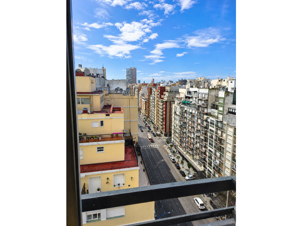 VENTA DEPARTAMENTO 2 AMBIENTES CON BAULERA ZONA PLAZA COLON - 3