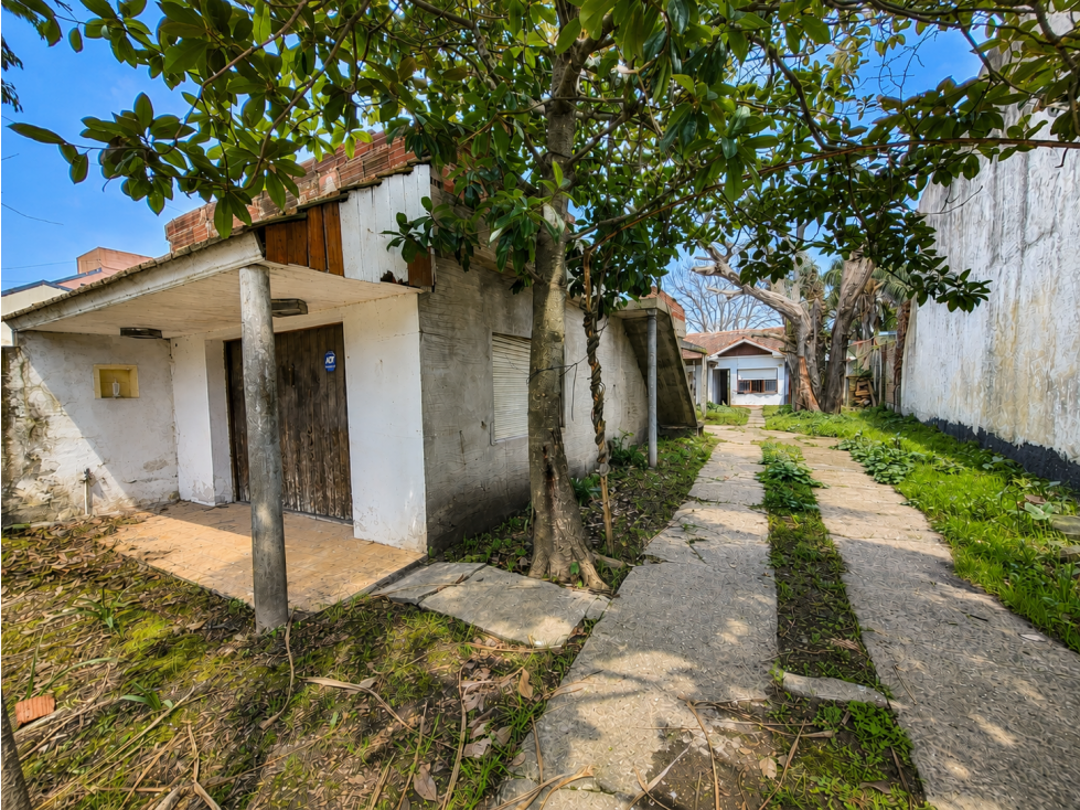 VENTA DE LOTE EN CAISAMAR DE 458 M2 CON VIVIENDA A RECICLAR O DEMOLER - 3