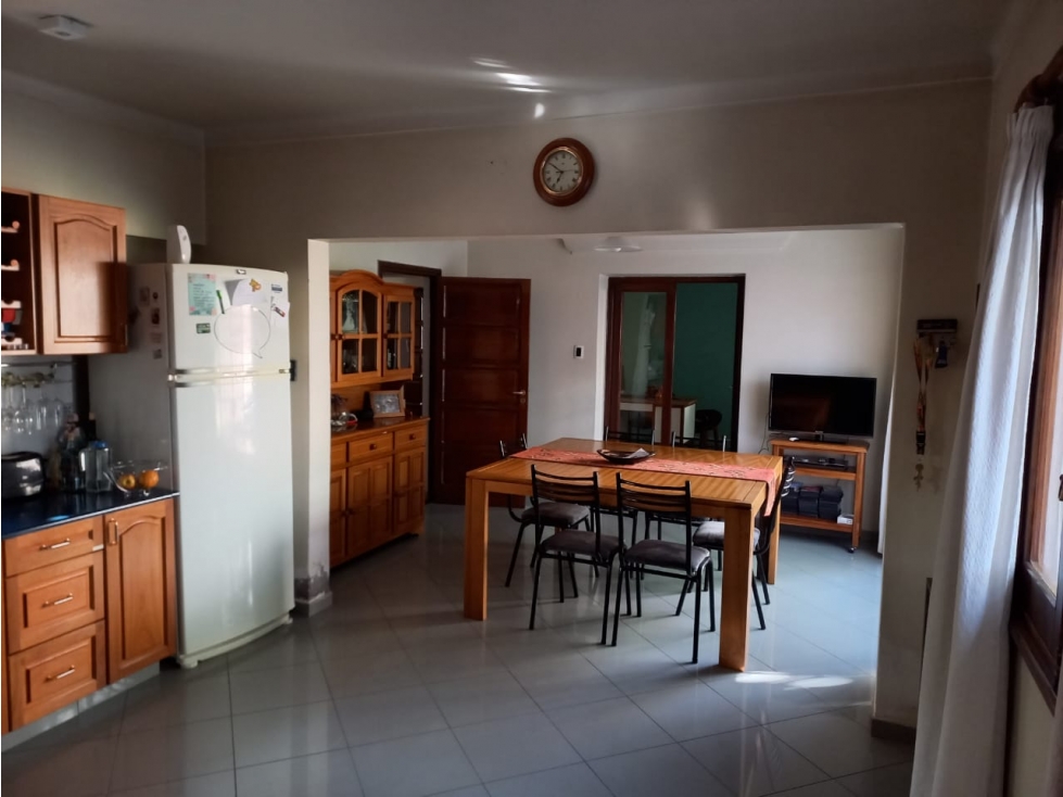 VENTA CASA SOBRE LOTE 1475 m2 EN SAN RAFAEL EXCELENTE ENTORNO - 4