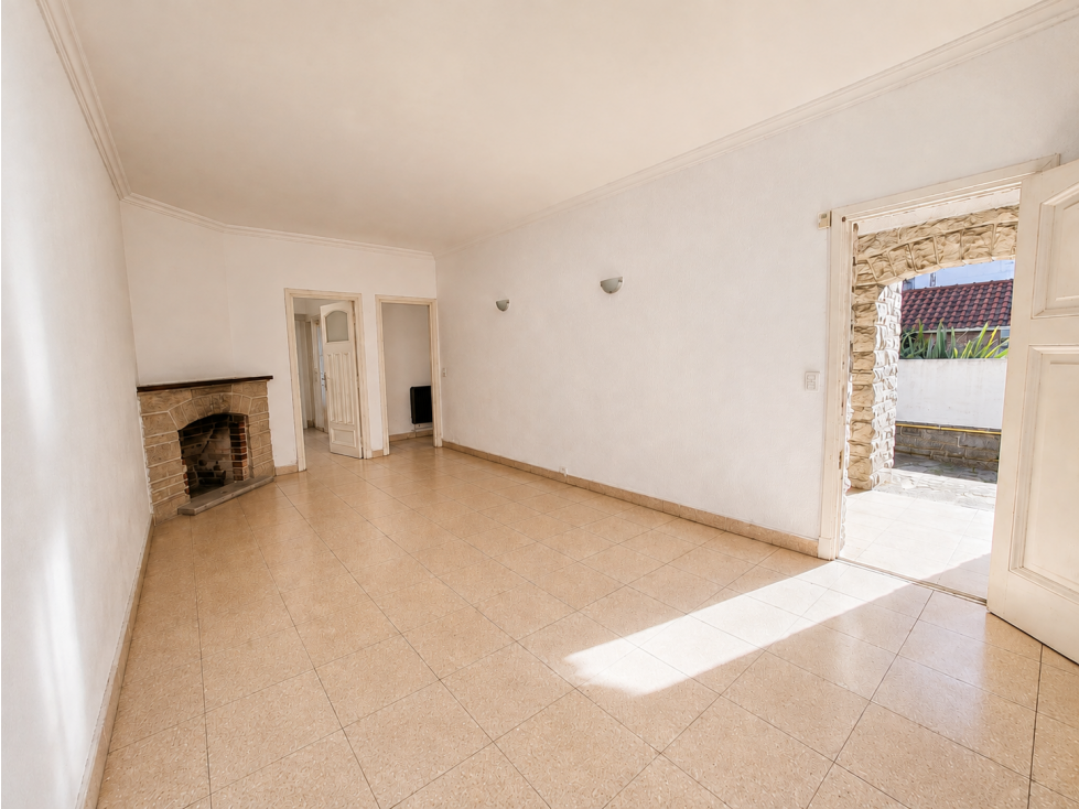 VENTA DE CASA ZONA PASEO ALDREY / GUEMES - 3