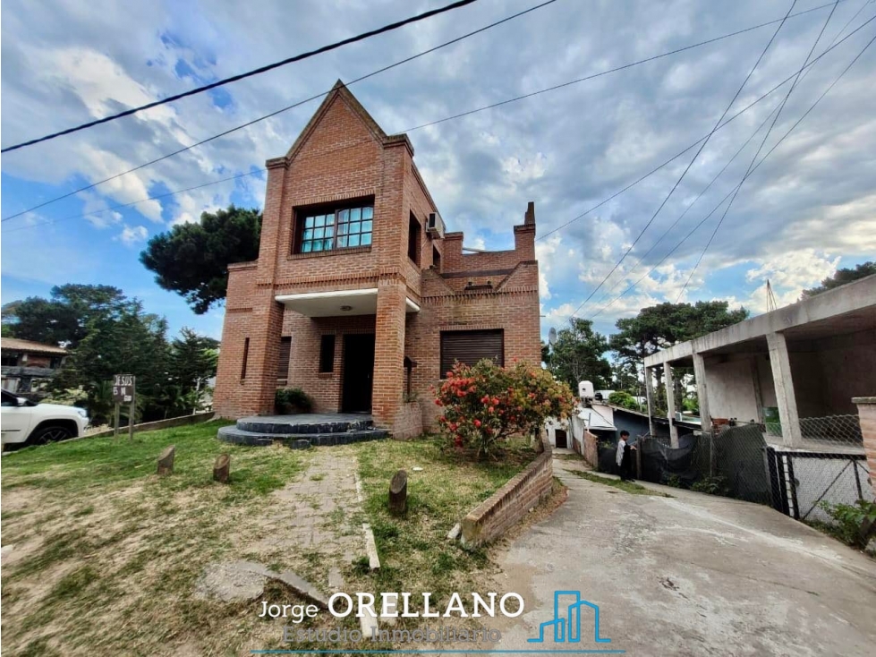 VENTA EN BLOCK CASA Y 3 DTOS SOBRE LOTE 450m2 EN VILLA GESELL — foto 2