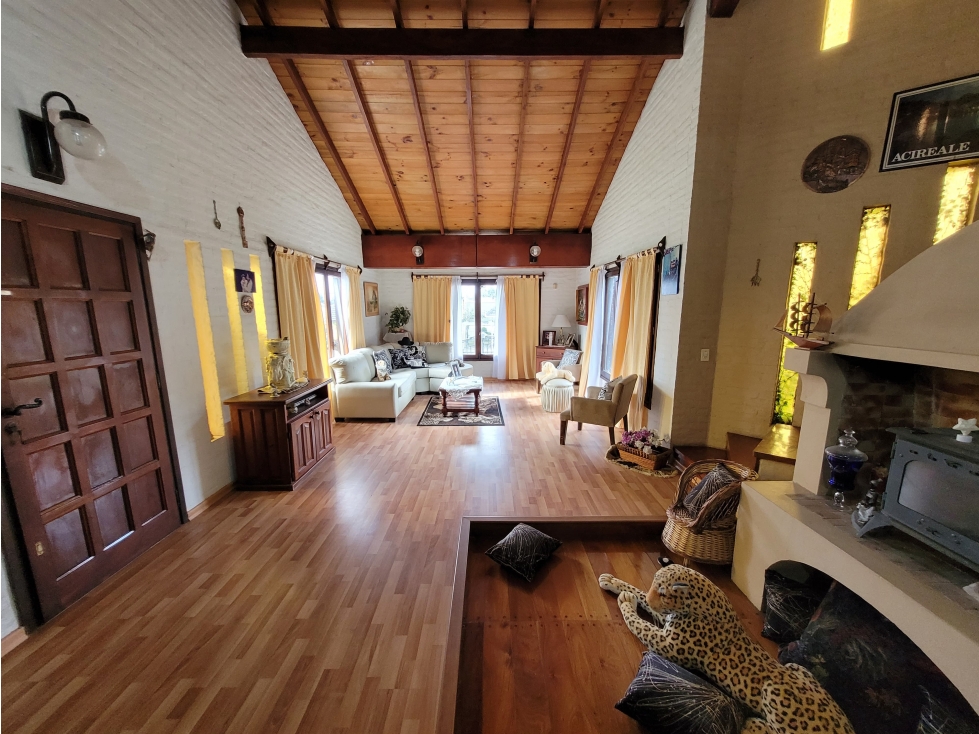 VENTA CHALET SOBRE LOTE 838m2 EN BARRIO COLINAS DE PERALTA RAMOS - 6