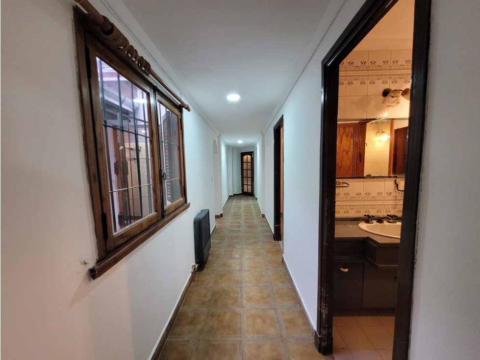 ALQUILER PROFESIONAL CASA EN PH ZONA ALDREY - 1