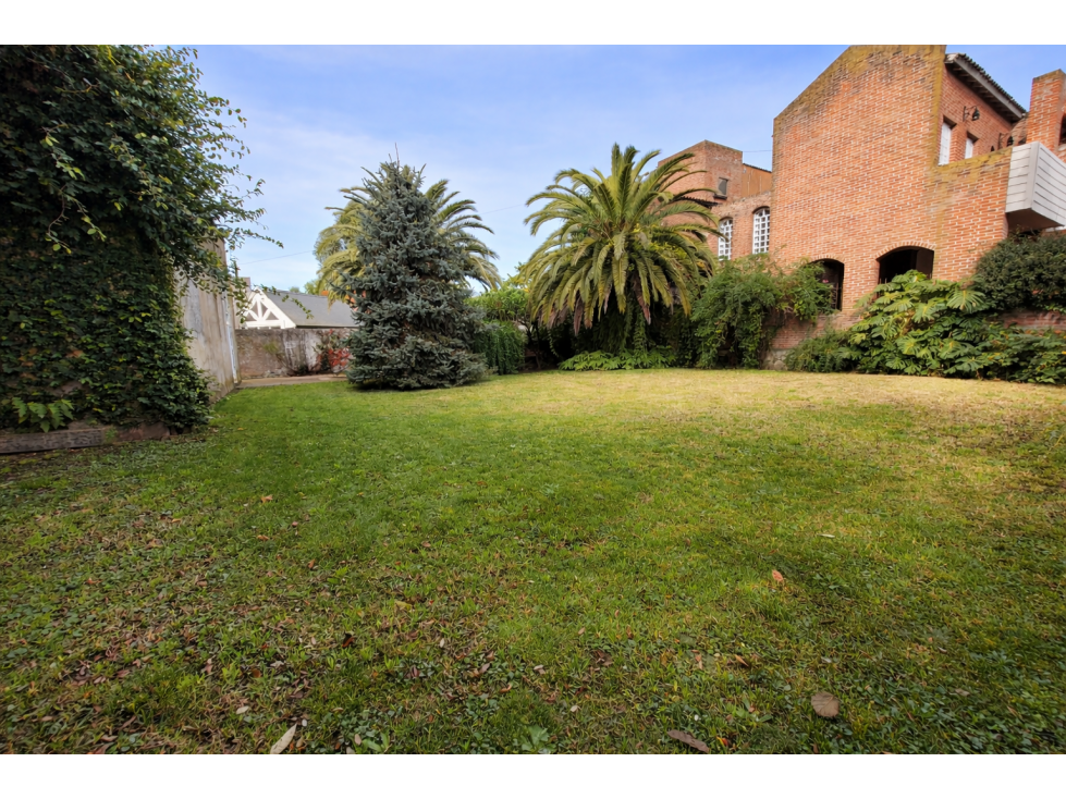 VENTA DE DOS LOTES CON VIVIENDA EN SANTA MONICA - 2