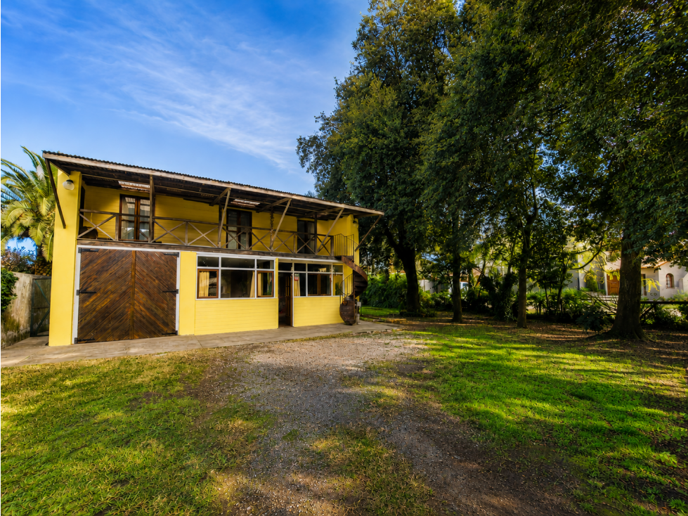 VENTA DE CASA Y LOTE EN SANTA MONICA