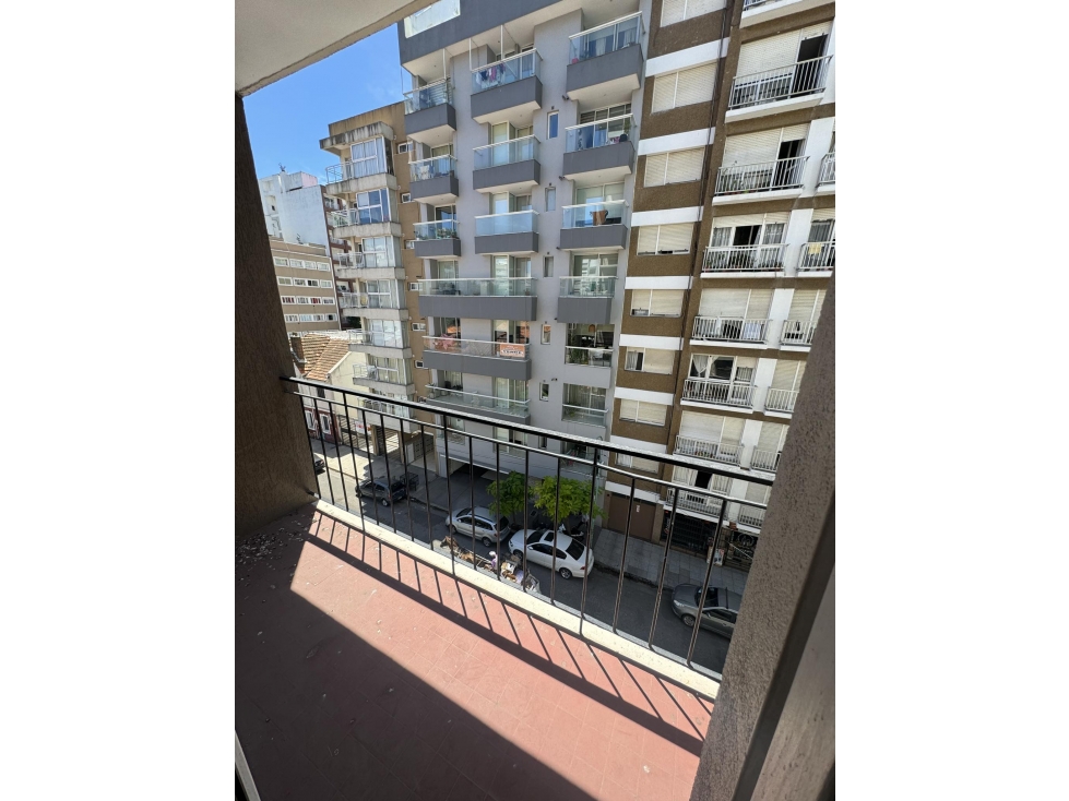 VENTA 2 AMBIENTES CON ESTUDIO A METROS DE PLAZA MITRE — foto 4