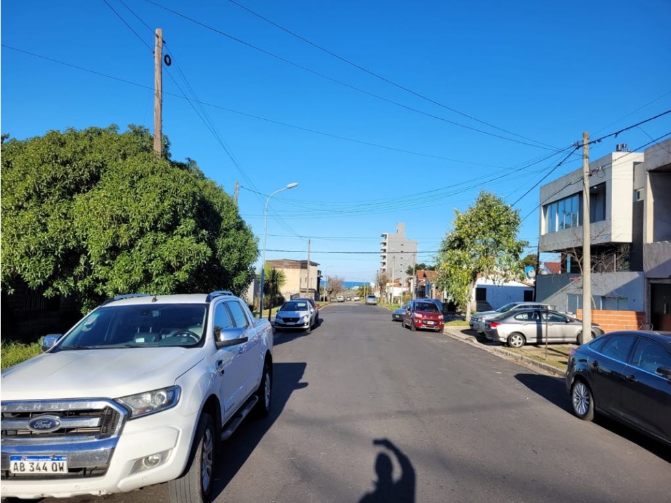 VENTA 2 AMBIENTES CON PATIO COCHERA Y BAULERA EN PUNTA MOGOTES