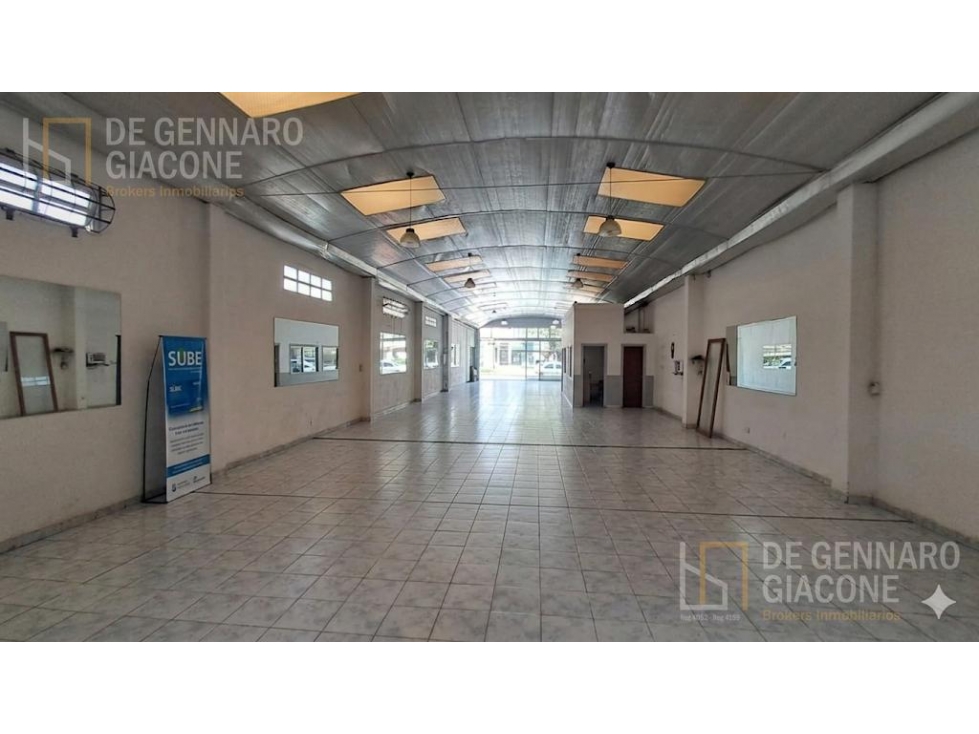ALQUILER GALPON 312m2 A METROS DE AVENIDA COLON E INDEPENDENCIA