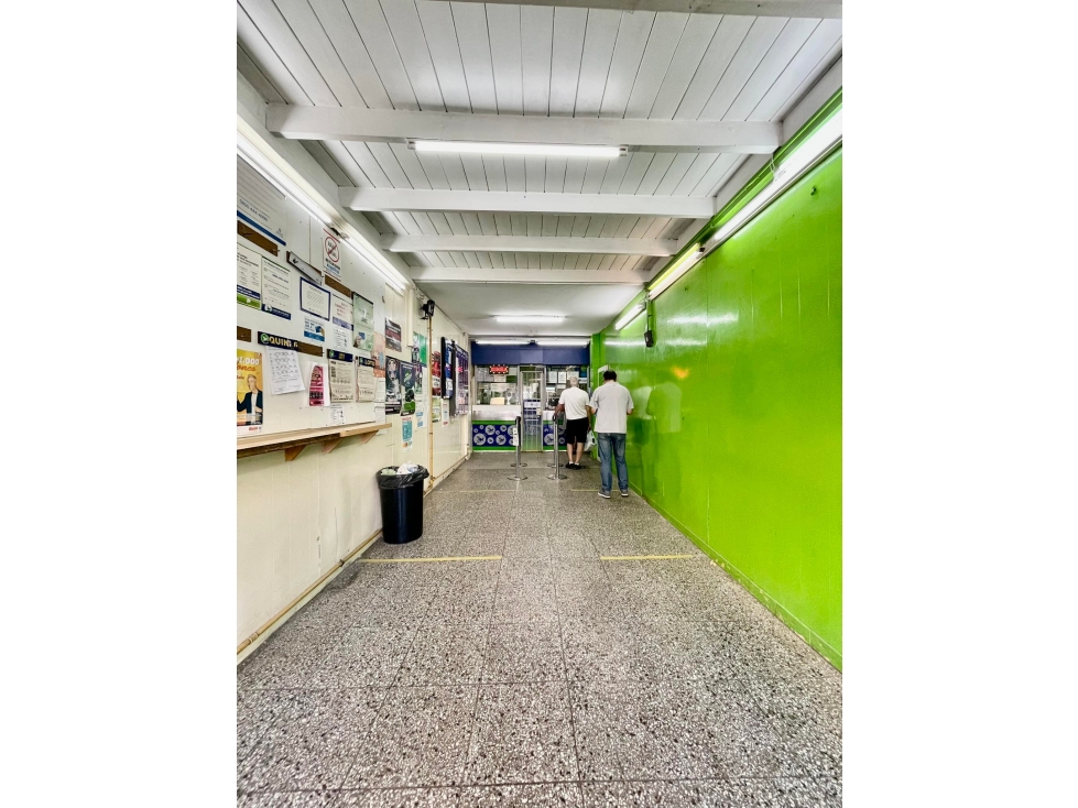 VENTA DOS LOCALES COMERCIALES EN BLOCK A METROS DE PASEO ALDREY — foto 6