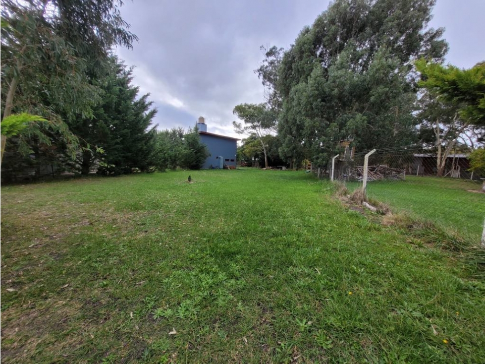 VENTA DE EXCELENTE LOTE DE 422 M2 EN PARQUE LAGO MAR DE COBO - 6