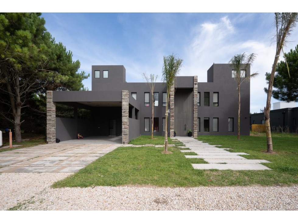 Casa de Lujo en Venta en Pinamar - Barrio Cerrado La Herradura — foto 2