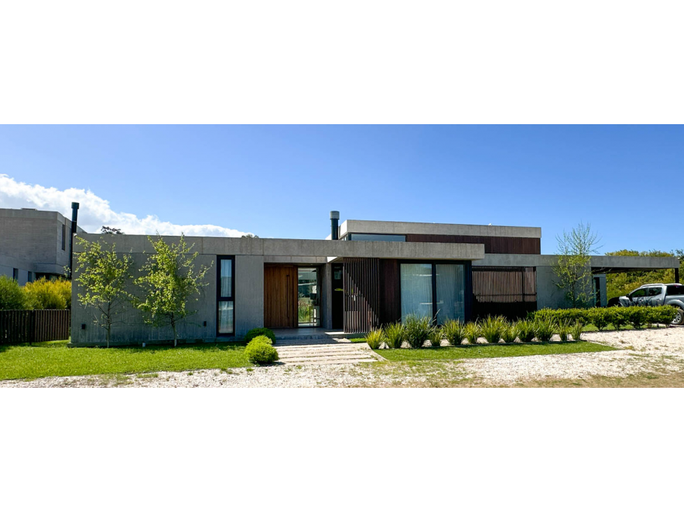 Casa Golf II Lote 400 Costa Esmeralda 5 suites 500m² pileta - 2