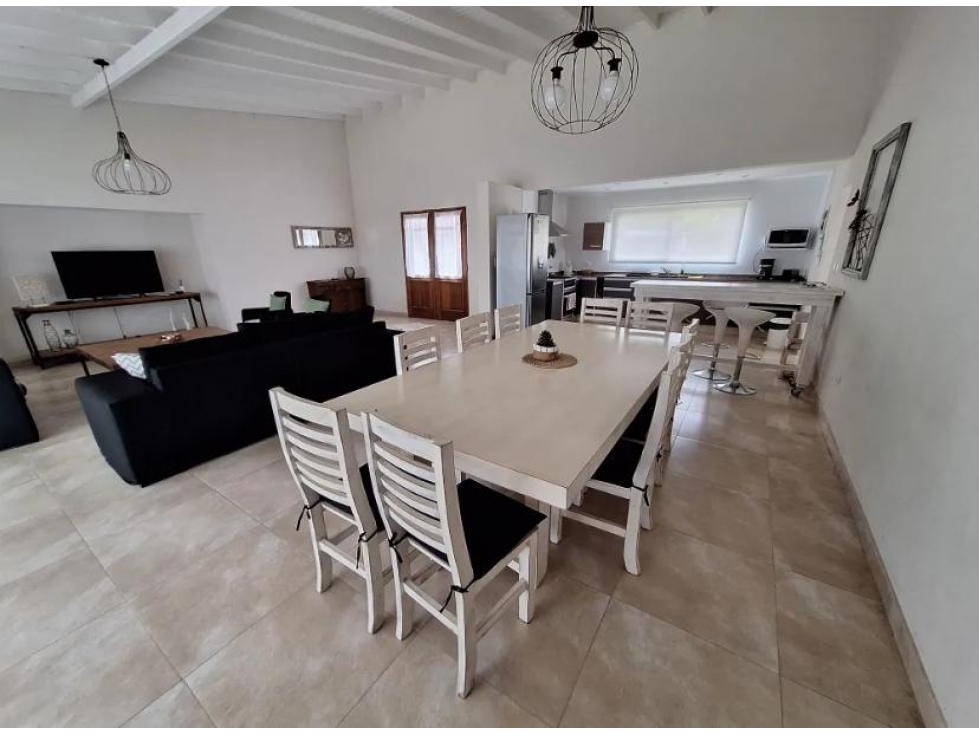 Casa Alquiler Costa Esmeralda Residencial 1 Lote 466 4 Dorm Parrilla — foto 4