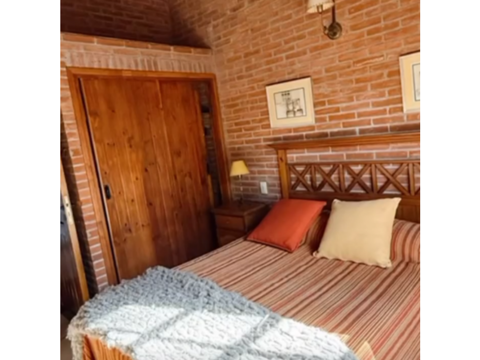 CASA CABAÑA N 33 VILLA ALPINA - CARILO - VENTA - 4