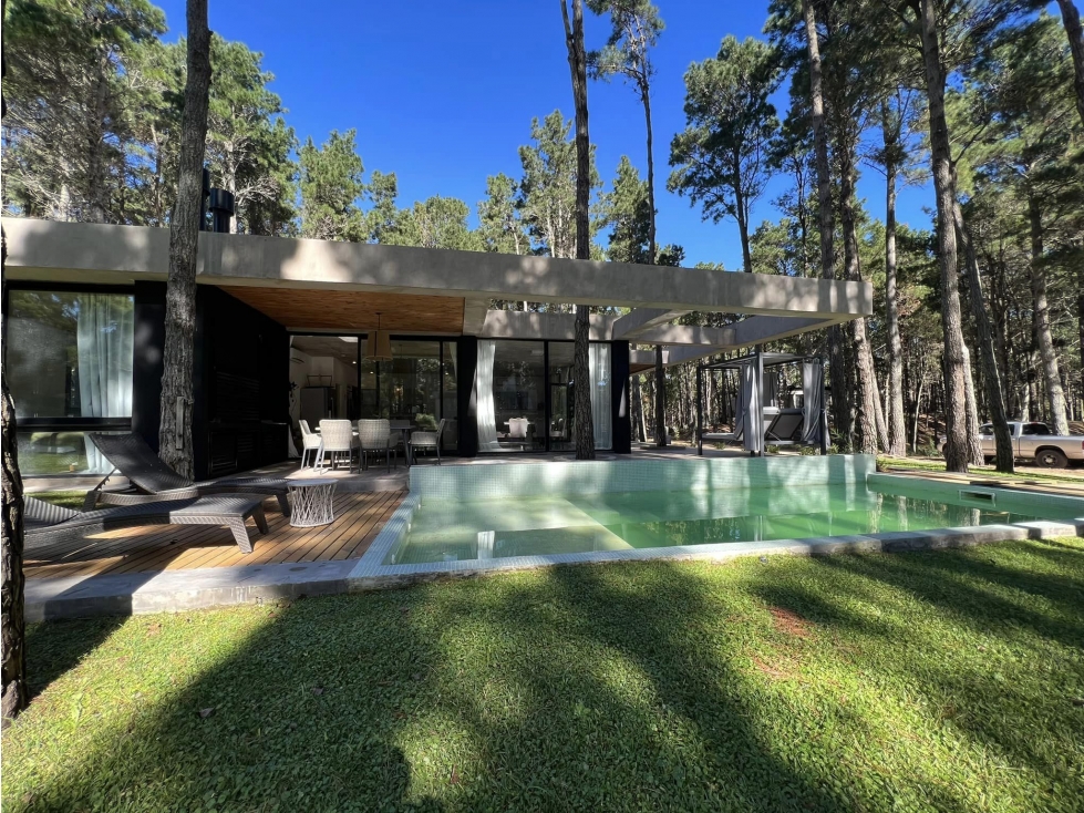 Casa en Venta VILLA ROBLES - 2