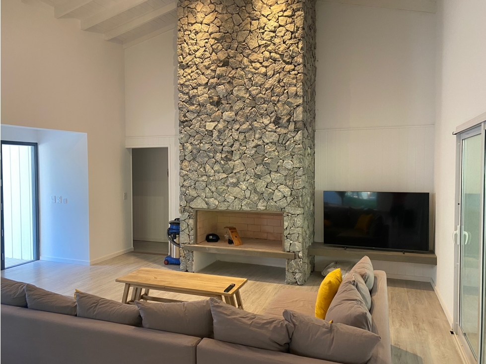 Casa Alquiler Costa Esmeralda Barrio Deportivo Lote 522 4 Dorm Piscina — foto 4
